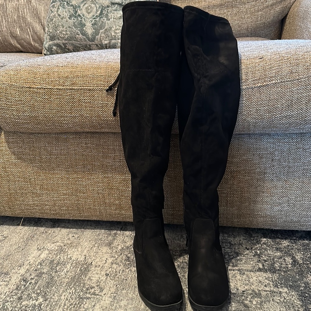 Black boots
